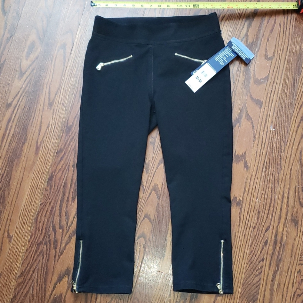 NWT NYGARD SLIMS SZ M